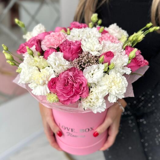 Flowers in a hatbox