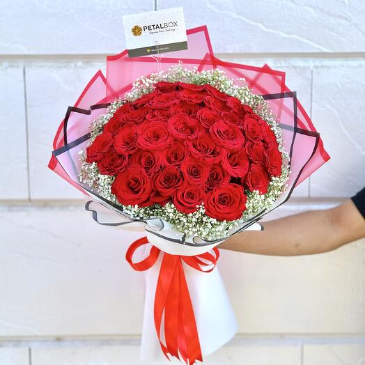 Red  roses with Baby Breath Bouquet