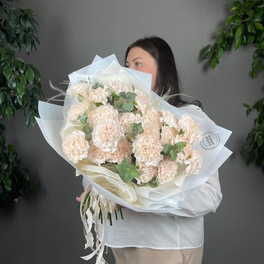 21 brut🤍🌿 гвоздики с эвкалиптом