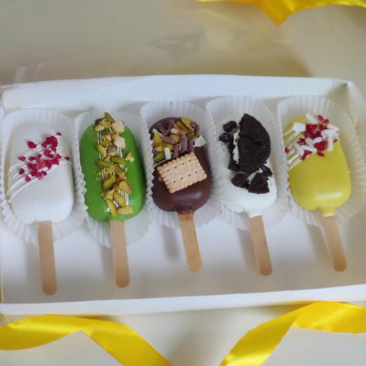 Cheesecake popsicle assorted