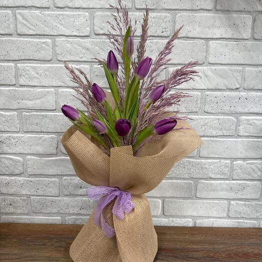 Тюльпаны в оформлении