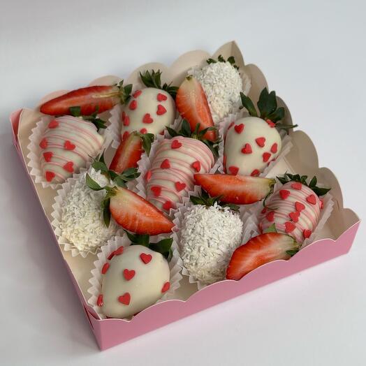 Клубника LOVE