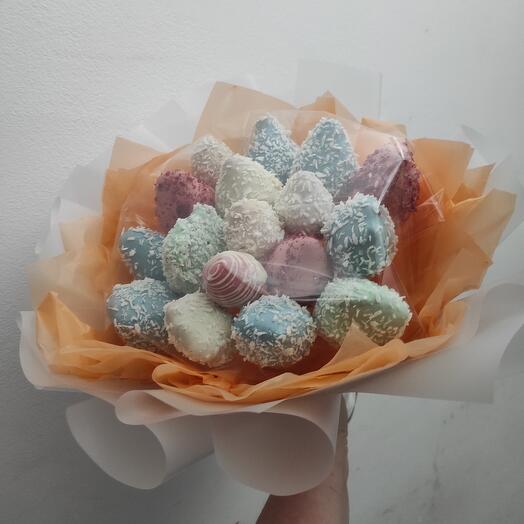 Букет радужная клубника