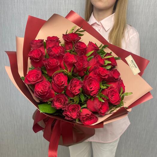 Монобукет из 25 роз, высотой 40 см