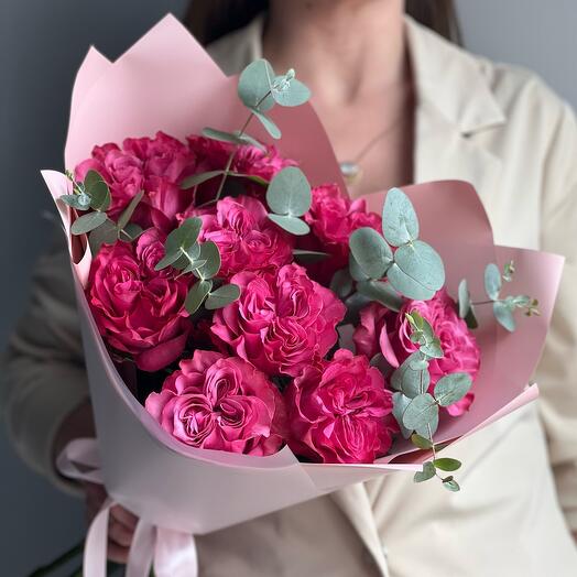 9 peony-shaped Country Blues roses with pink Eucalyptus