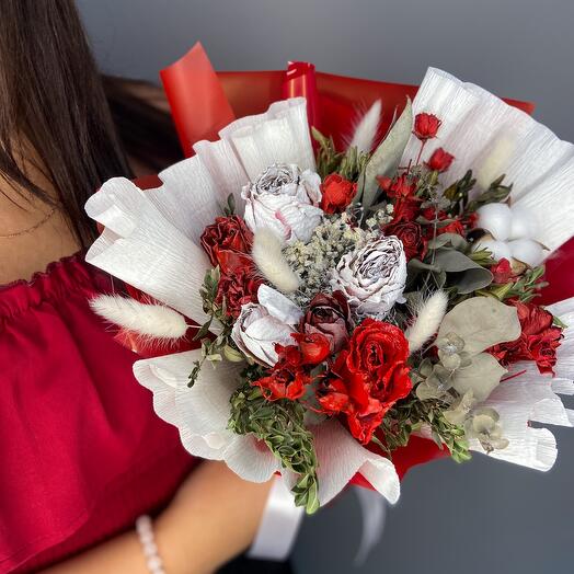 Сухоцвет из красных роз