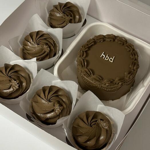 Бенто торт + 5 капкейков happy birthday