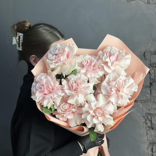 Bouquet with French roses
