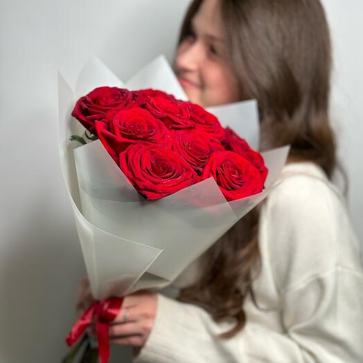 Bouquet of 11 red roses