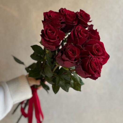 9 роз Эквадор 60с