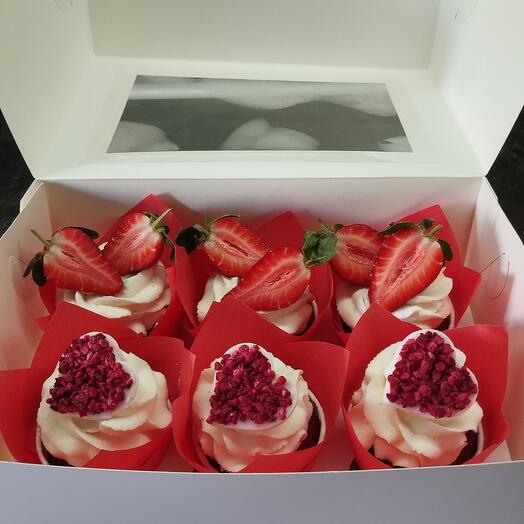 Капкейки Красный бархат 6 шт