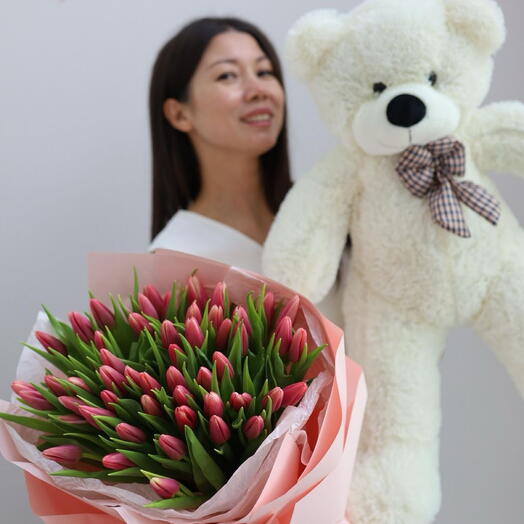 Весенняя коллекция: комбо 51 тюльпан и мишка