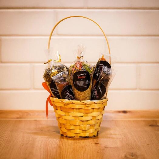 Tea Basket Gift Set