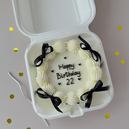 Бенто-торт с бантиками на день рождения «Happy birthday»