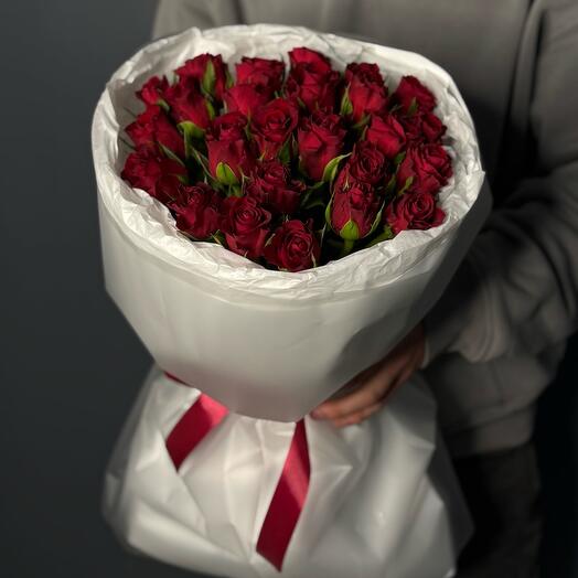 25 rosas rojas