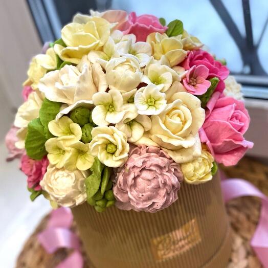 Шляпная коробка из зефира ручной работы на день рождения, праздник, торжество