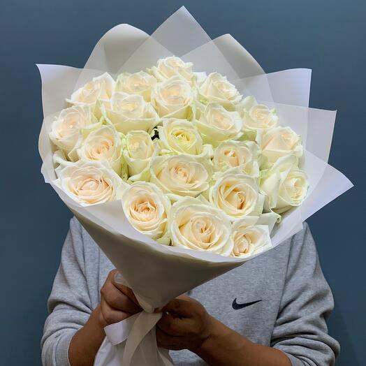 White roses 21