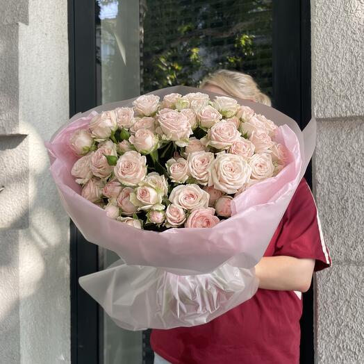 🎀 15 кустовых пионовидных роз бомбастик