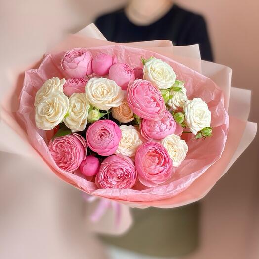 Романтик 🌸🎀букет из пионовидных кустовых роз