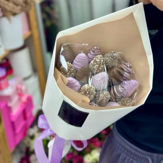Клубничный букет 💜