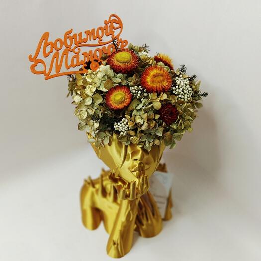 Композиция из цветов Любимой мамочке
