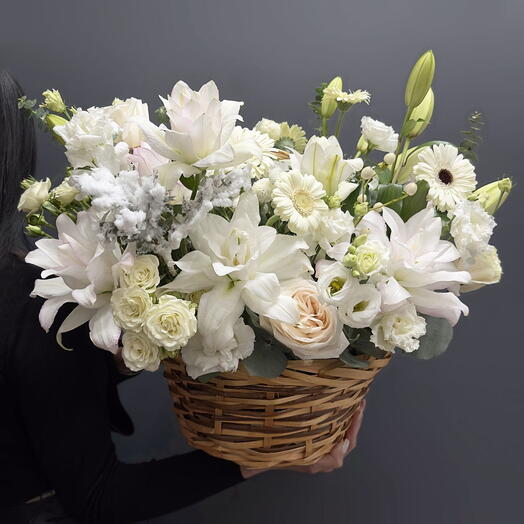 Корзина цветов 49