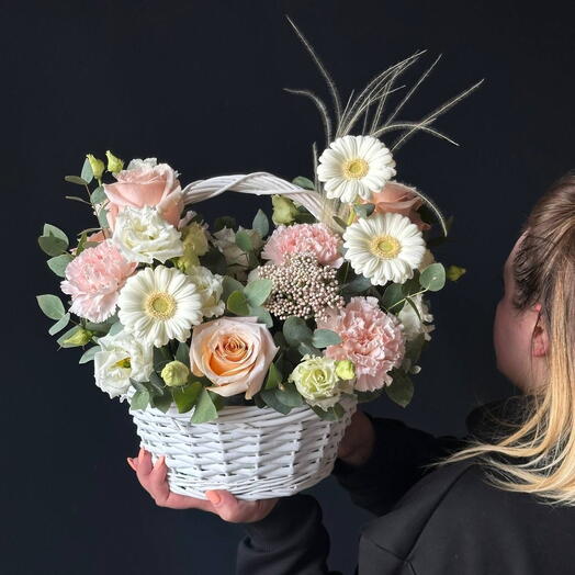 Корзина цветов 177