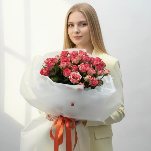 Букет кустовых роз файер воркс 9 шт
