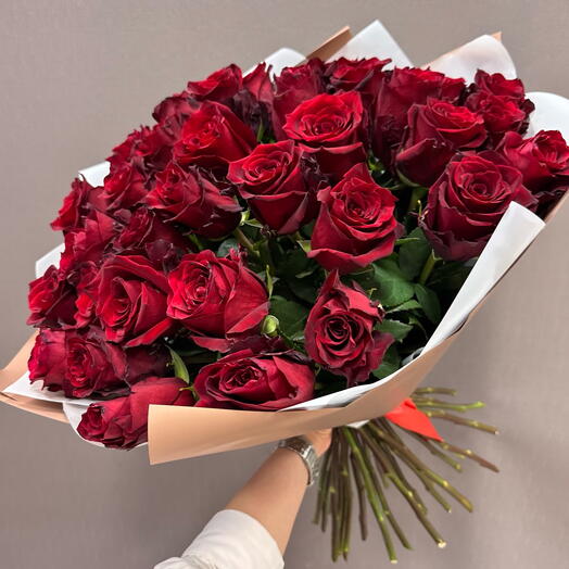 Букет из 35 красных роз Эквадор