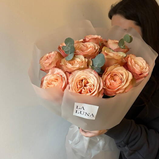 Монобукет из 11 пионовидных роз Kahala