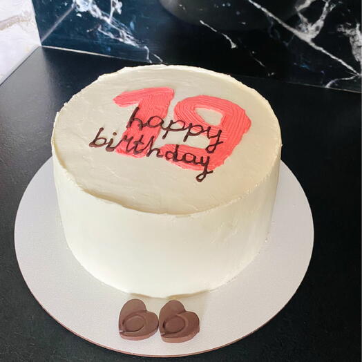 Торт 2 кг, с надписью Happy birthday с цифрой (можно любую)
