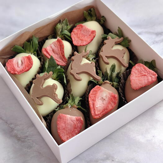 Клубника в шоколаде на новый год