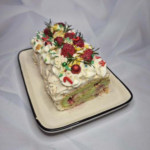 Меренговый рулет "Фисташка-малина"