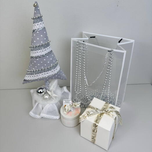 Подарочный набор елка ручной работы и свеча в шкатулке