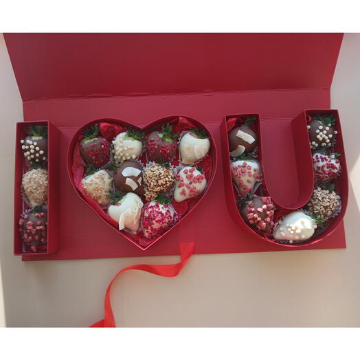 Клубника в бельгийском шоколаде I LOVE YOU