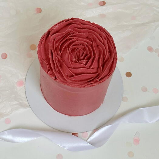 Бенто торт на 8 марта с кремовым декором «Роза» для любимых женщин