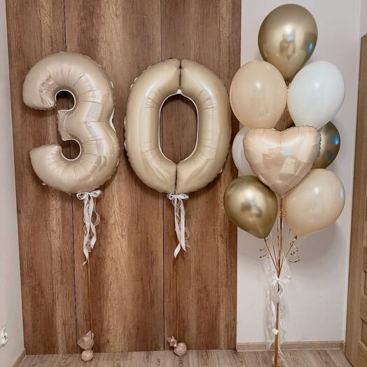 Цифра 30 /1 сердце/8 воздушных Шаров