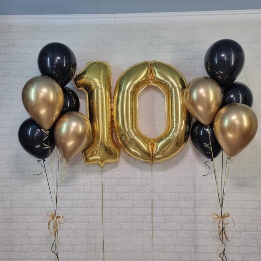 Чёрно-золотые шары на 10 лет