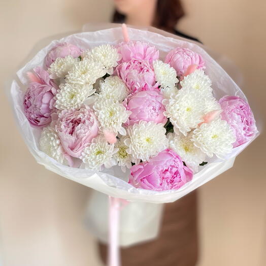 Пионы🌸 Пышный букет из пионов Сара Бернар и кустовая хризантема🤗🌸