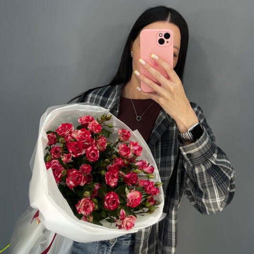 AN ARMFUL OF 5 ROSE BUSHES