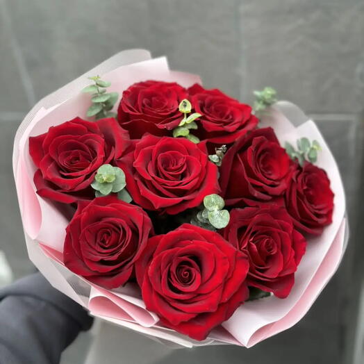 Бордовые розы 🌹
