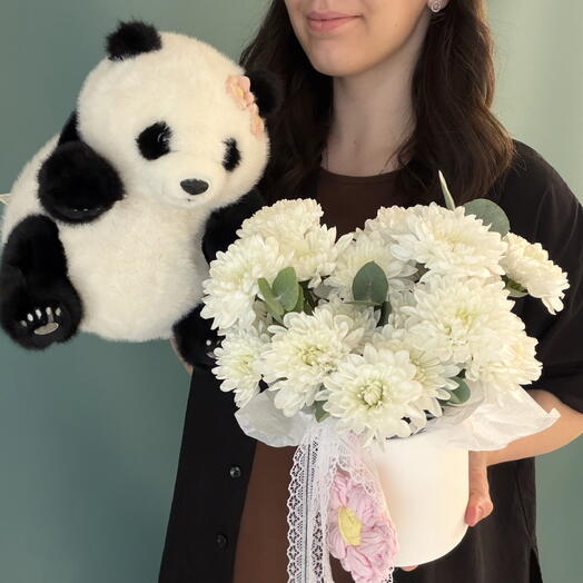 Подарочный набор 🌸 Композиция из хризантемы + обвес-цветочек + мягкая игрушка Мишка