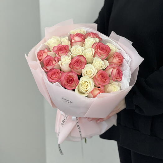 Букет из кенийских роз, 25 роз, микс