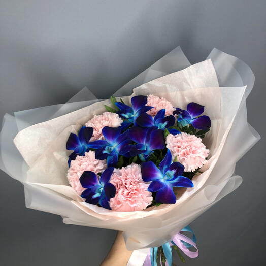 Букет космических орхидей и нежных диантусов🪻🌸🌺🌸🪻