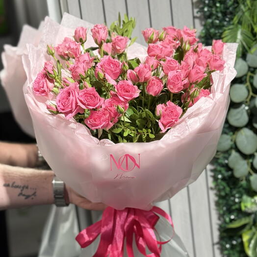 Букет из кустовой розы 🌸 7 веток