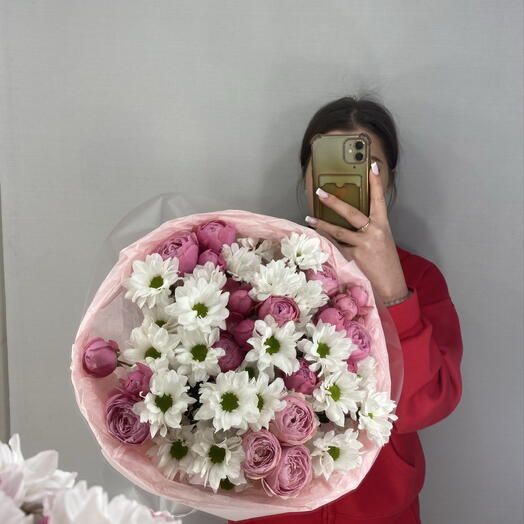 Ромашки с кустовой розой🤍🎀