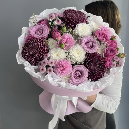 Букет королевский  👑 хризантема Бигуди 🌸 ароматная Роза  Маритим 💜 сиреневая Сантини 🩷