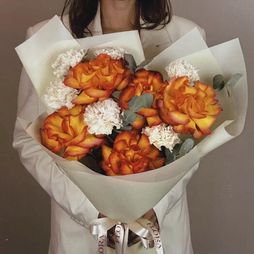 🧡 Яркий букет роз 🧡 Французские розы, диантусы, эвкалипт / Оранжевая роза / Осенний букет