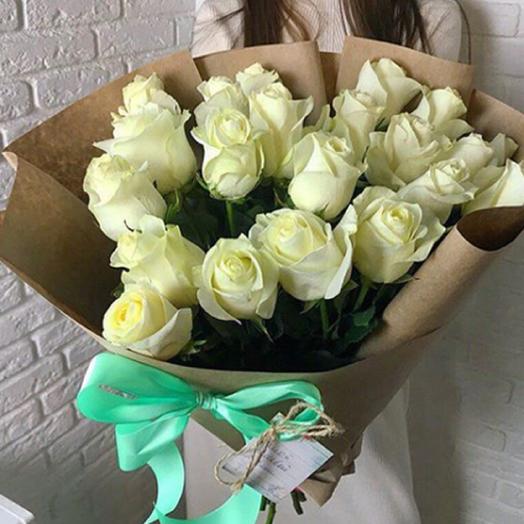 23 розы