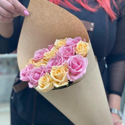 Bouquet of 15 roses